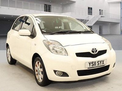 Used Toyota Yaris 2011 White Hatchback