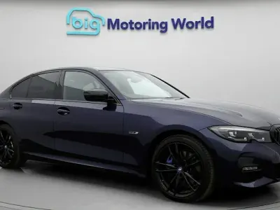 Begagnad BMW 330e M Sport 292 HK (214 kW) 2022 Blå Sedan