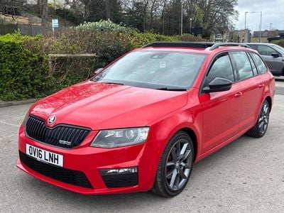 Used Skoda Octavia vRS 184 HP (135 kW) 2016 Red Hatchback