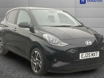 Used Hyundai i10 Premium 63 HP (46 kW) 2026 Hatchback