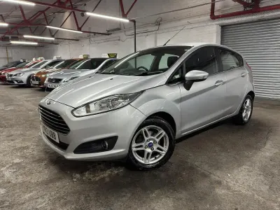 Used Ford Fiesta Zetec 2013 Silver Hatchback