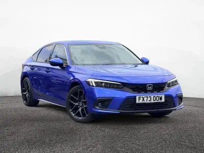 Begagnad Honda Civic Advance 2023 Blå Halvkombi