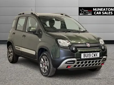 Used Fiat Panda Cross Cross 90 HP (66 kW) 2019 Green Hatchback