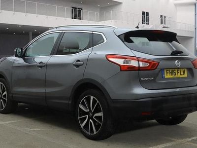 Used Nissan Qashqai Tekna 2016 Gunmetal grey SUV