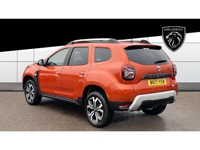 Used Dacia Duster Prestige 99 HP (72 kW) 2021 Orange SUV