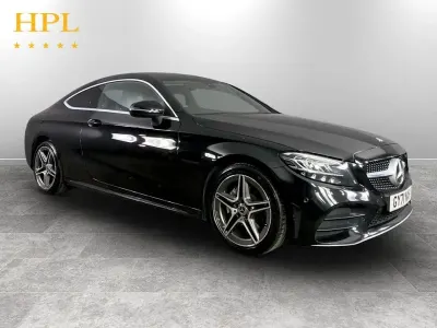Usado Mercedes C200 AMG line 198 HP (145 kW) 2021 Preto Coupé