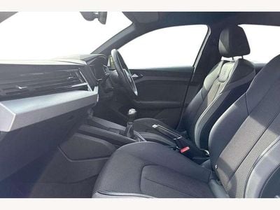 Used Audi A1 S-Line 116 HP (85 kW) 2019 White SUV