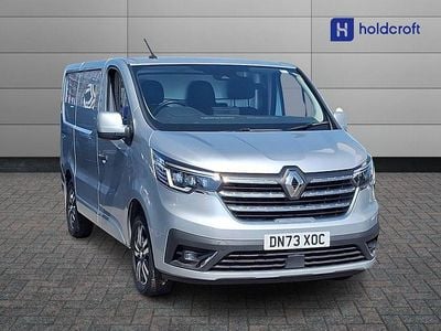 Begagnad Renault Trafic 218 HK (160 kW) 2024 Grå