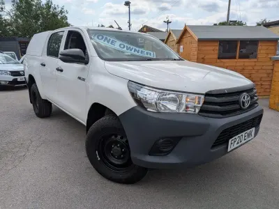 Used Toyota HiLux Active 150 HP (110 kW) 2020 White Pickup