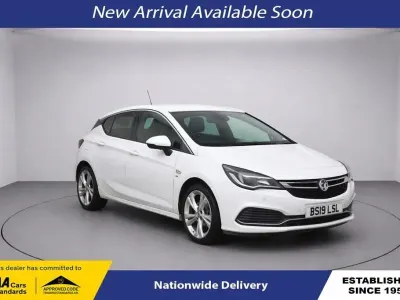 Second-hand Vauxhall Astra SRi 150 CP (110 kW) 2019 Alb Hatchback