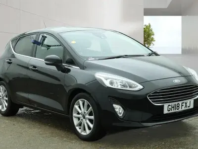Używany Ford Fiesta Titanium 2018 Czarny Hatchback