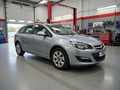 Used Vauxhall Astra 2019 Silver Estate