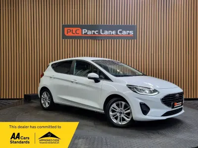 Used Ford Fiesta Titanium 85 HP (62 kW) 2022 White Hatchback
