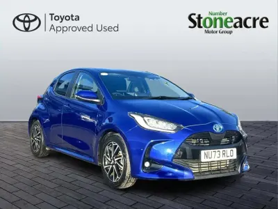 Used Toyota Yaris Design 116 HP (85 kW) 2023 Blue Hatchback
