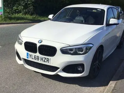 Usado BMW 118 M Sport 148 CV (108 kW) 2018 Blanco Utilitario