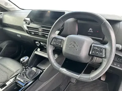Używany Citroën C4 PureTech 130 KM (95 kW) 2021 Niebieski Hatchback
