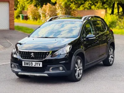 Second-hand Peugeot 2008 Allure Premium 2019 Negru SUV
