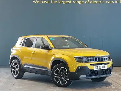 Ny Jeep Avenger Summit 100 HK (73 kW) 2026 Svart SUV