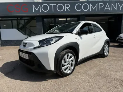 Used Toyota Aygo X PURE 2023 White SUV