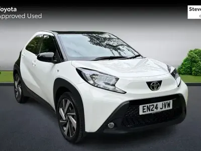 Used Toyota Aygo X 72 HP (52 kW) 2024 White SUV