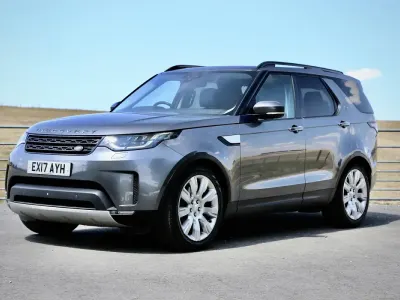 Used Land Rover Discovery 5
