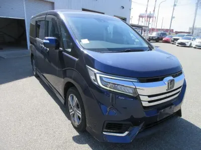 Used Honda Stepwgn Hybrid 2021 Blue MPV