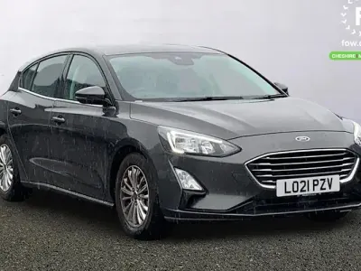Used Ford Focus Titanium 125 HP (91 kW) 2021 Grey Hatchback