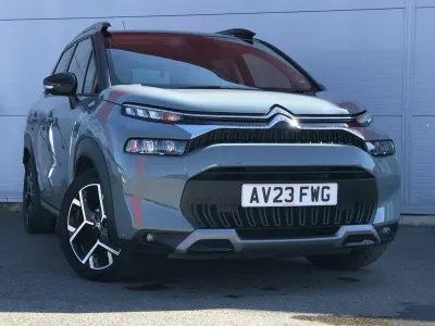 Usado Citroën C3 Aircross Shine 108 CV (79 kW) 2023 Gris SUV