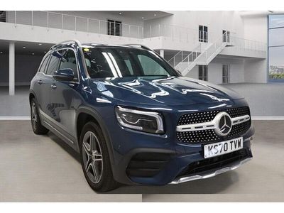 Mercedes GLB220