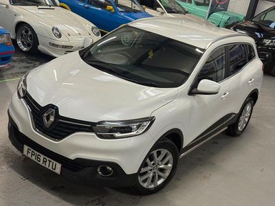 White Used 2016 Renault Kadjar Dynamique SUV | £5,250 (Fair price)