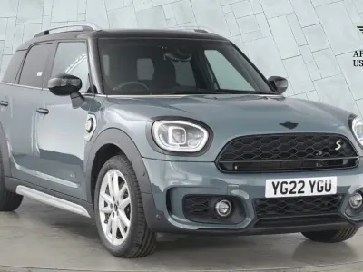 Begagnad Mini Cooper S Countryman Sport 219 HK (161 kW) 2022 Grön SUV