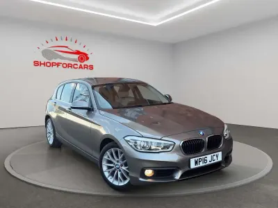 Begagnad BMW 118 Comfort Edition 2016 Silver Halvkombi