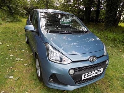Blue Used 2017 Hyundai i10 Premium Hatchback | £5,795 (Good price)