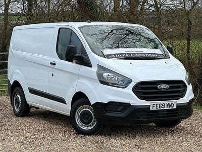 Used Ford Transit Custom 105 HP (77 kW) 2019 White Van