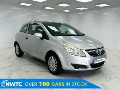 Begagnad Vauxhall Corsa 2009 Silver Halvkombi