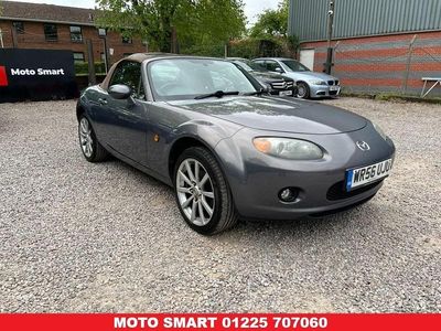 Usado Mazda MX5 Inclusive 160 HP (117 kW) 2006 Cinzento Cabrios