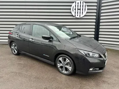 Gebraucht Nissan Leaf N-Connecta 110 kW (150 PS) 2020 Schwarz Kleinwagen