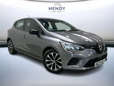 Used Renault Clio Evolution 90 HP (66 kW) 2023 Grey  Hatchback