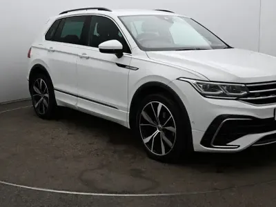 Używany VW Tiguan R-line 150 KM (110 kW) 2023 Biały SUV