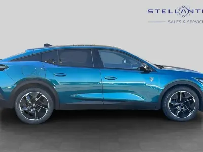 Used Peugeot 408 GT 129 HP (94 kW) 2023 Blue SUV