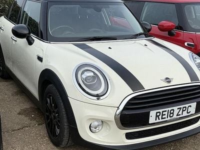 Used Mini Cooper Hatch 136 HP (100 kW) 2018 White Hatchback