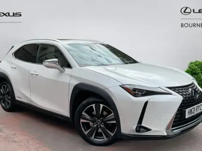 Usado Lexus UX 184 HP (135 kW) 2021 Branco SUV