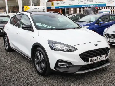Used Ford Focus Active 125 HP (91 kW) 2019 White Hatchback