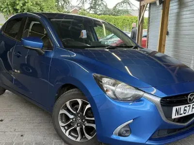Used Mazda 2 Inclusive 90 HP (66 kW) 2017 Blue Hatchback