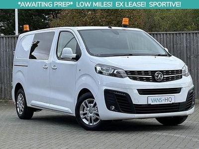 Used Vauxhall Vivaro Sportive 120 HP (88 kW) 2020 White MPV