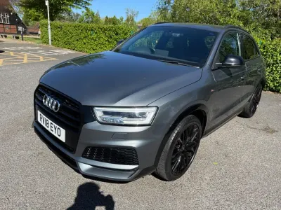 Używany Audi Q3 Black Edition 180 KM (132 kW) 2018 Szary SUV