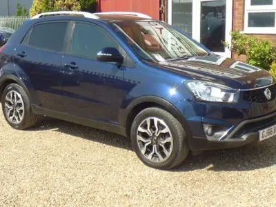 Used SsangYong Korando 178 HP (130 kW) 2016 Blue SUV