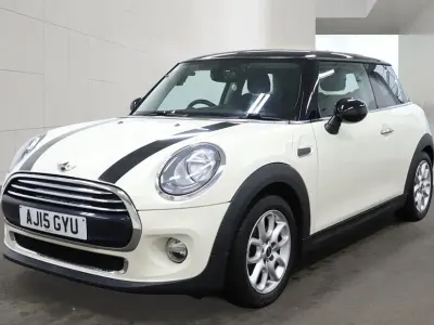 Used Mini Cooper Hatch 136 HP (100 kW) 2015 White Hatchback