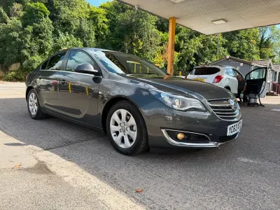 Used Vauxhall Insignia SRi 163 HP (119 kW) 2013 Grey Hatchback