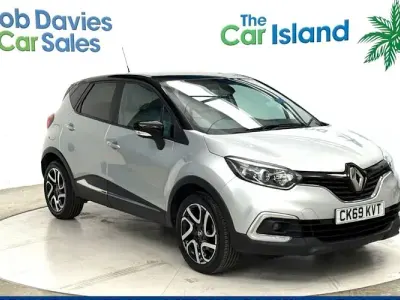 Używany Renault Captur Iconic 131 KM (96 kW) 2019 Czarny SUV